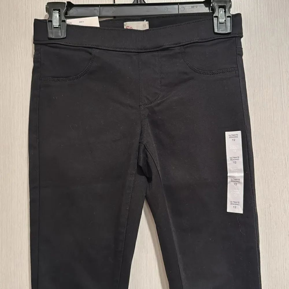 Black legging jeans